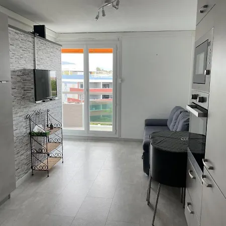 Bormes-Les-Mimosas - Appart 25M2 Avec Balcon - 4P Exterior photo